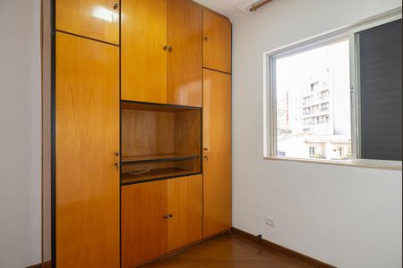 Apartamento à venda com 111m², 3 quartos e 1 vagaQuarto 2