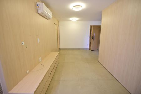 Apartamento para alugar com 75m², 2 quartos e 1 vagaSala