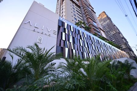 Apartamento para alugar com 75m², 2 quartos e 1 vagaFachada