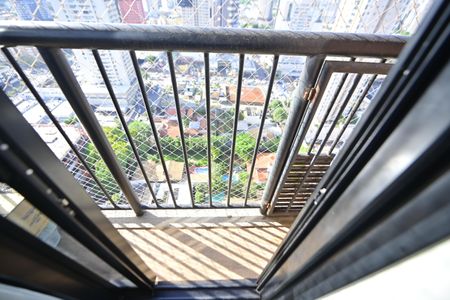 Varanda da Sala de apartamento para alugar com 2 quartos, 75m² em Setor Bueno, Goiânia
