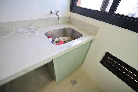 Apartamento para alugar com 75m², 2 quartos e 1 vagaÁrea de Serviço
