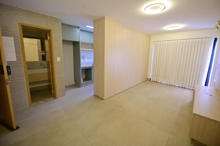 Apartamento para alugar com 75m², 2 quartos e 1 vagaSala