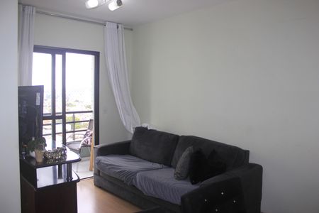 Sala de apartamento à venda com 3 quartos, 65m² em Jardim Aida, Guarulhos