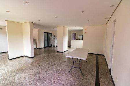 Apartamento à venda com 65m², 3 quartos e 1 vaga Apartamento à venda com 65m², 3 quartos e 1 vagaÁrea comum