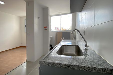 Cozinha de apartamento para alugar com 2 quartos, 44m² em Centro, Belo Horizonte