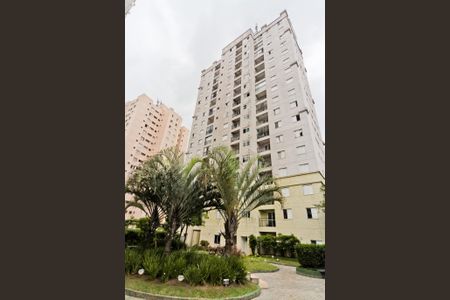 Apartamento à venda com 55m², 2 quartos e 1 vaga Apartamento à venda com 55m², 2 quartos e 1 vagaFachada