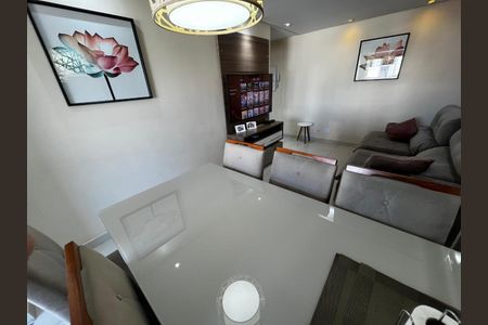 Apartamento à venda com 75m², 3 quartos e 2 vagas Apartamento à venda com 75m², 3 quartos e 2 vagasFoto 03