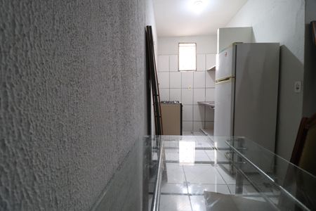 Cozinha de casa para alugar com 1 quarto, 15m² em Santa Mônica, Uberlândia