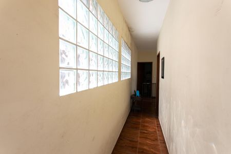 Casa para alugar com 130m², 3 quartos e 3 vagasCorredor