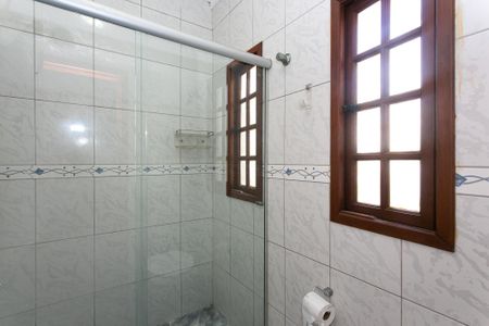 Casa para alugar com 130m², 3 quartos e 3 vagasBanheiro da Suíte