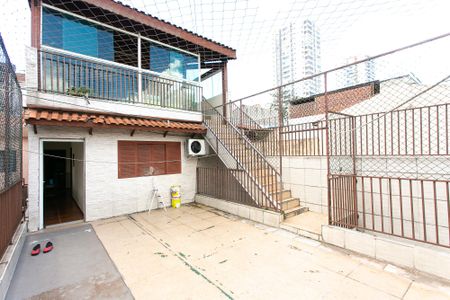 Casa para alugar com 130m², 3 quartos e 3 vagasTerraço