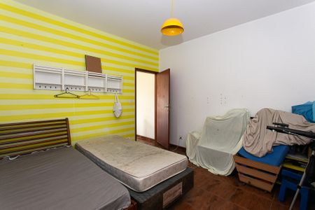 Casa para alugar com 130m², 3 quartos e 3 vagasSuíte