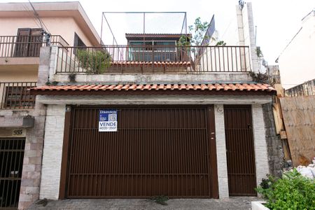 Casa para alugar com 130m², 3 quartos e 3 vagasFachada