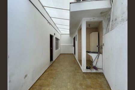 Casa à venda com 163m², 4 quartos e 2 vagas Casa à venda com 163m², 4 quartos e 2 vagasQuintal