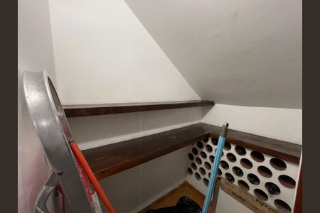 Casa à venda com 163m², 4 quartos e 2 vagas Casa à venda com 163m², 4 quartos e 2 vagasDespensa