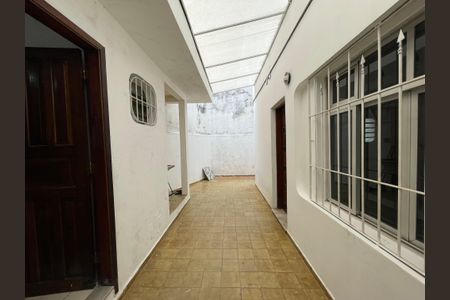 Casa à venda com 163m², 4 quartos e 2 vagas Casa à venda com 163m², 4 quartos e 2 vagasQuintal