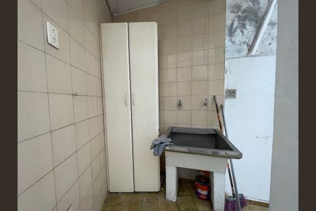 Casa à venda com 163m², 4 quartos e 2 vagas Casa à venda com 163m², 4 quartos e 2 vagasÁrea de Serviço