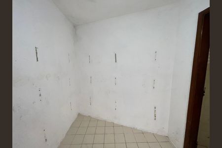 Casa à venda com 163m², 4 quartos e 2 vagas Casa à venda com 163m², 4 quartos e 2 vagasQuarto de Serviço