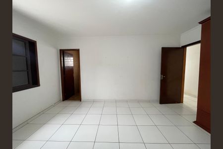 Casa à venda com 163m², 4 quartos e 2 vagas Casa à venda com 163m², 4 quartos e 2 vagasSuíte