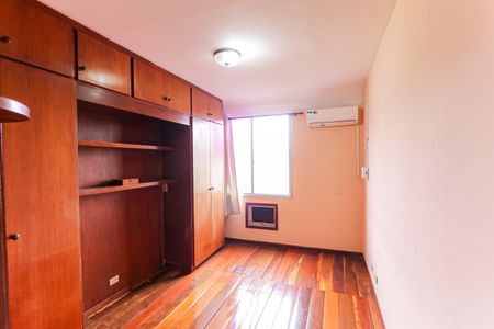 Apartamento à venda com 58m², 1 quarto e 1 vagaQuarto