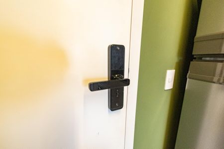 Studio à venda com 25m², 1 quarto e sem vaga Studio à venda com 25m², 1 quarto e sem vagaFechadura Eletrônica