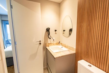 Studio à venda com 25m², 1 quarto e sem vaga Studio à venda com 25m², 1 quarto e sem vagaBanheiro Social