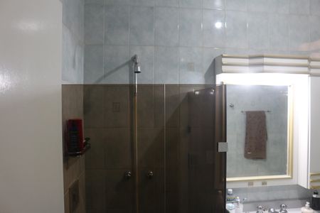 Casa à venda com 192m², 3 quartos e 4 vagasBanheiro 2