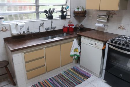 Casa à venda com 192m², 3 quartos e 4 vagasCozinha