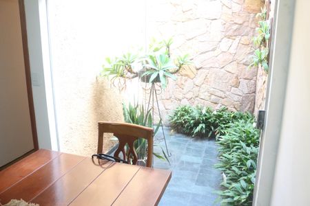 Casa à venda com 192m², 3 quartos e 4 vagasJardim de inverno