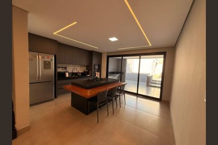 Casa à venda com 230m², 3 quartos e 2 vagasCozinha