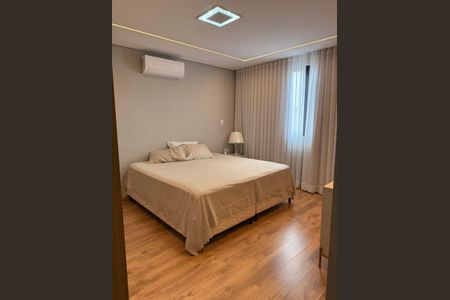 Casa à venda com 230m², 3 quartos e 2 vagasQuarto