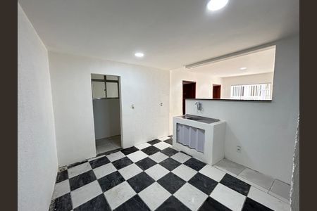 Casa para alugar com 75m², 2 quartos e sem vagaCozinha