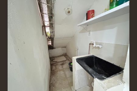 Casa para alugar com 75m², 2 quartos e sem vagaÁrea de Serviço