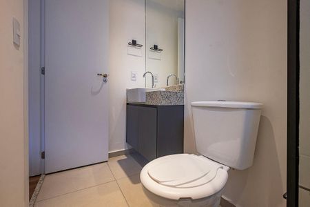 Apartamento para alugar com 33m², 1 quarto e sem vagaBanheiro da Suíte