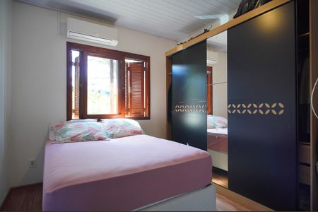 Casa à venda com 60m², 2 quartos e 2 vagasQuarto 1