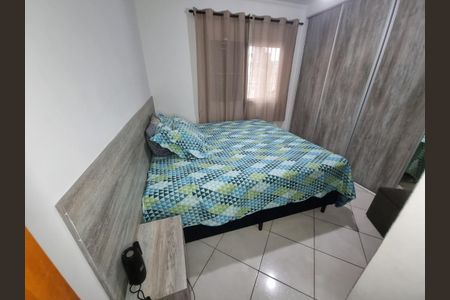 Casa à venda com 120m², 2 quartos e 2 vagas Casa à venda com 120m², 2 quartos e 2 vagasFoto 02