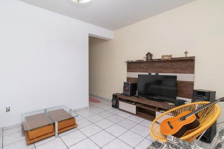 Casa à venda com 100m², 1 quarto e 1 vagaSala