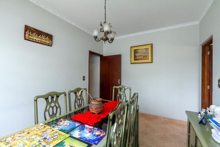 Casa à venda com 255m², 3 quartos e 4 vagasCopa