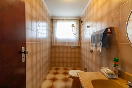 Casa à venda com 255m², 3 quartos e 4 vagasBanheiro Social 2