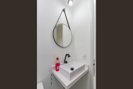 Apartamento para alugar com 38m², 2 quartos e sem vagaBanheiro