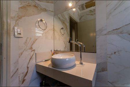 Casa à venda com 200m², 3 quartos e 2 vagasBanheiro Social