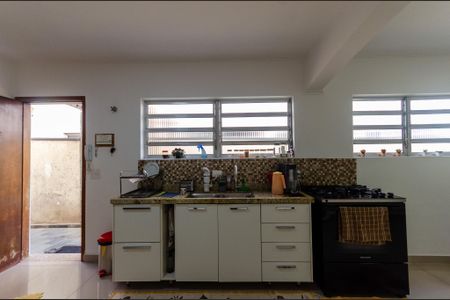 Casa à venda com 200m², 3 quartos e 2 vagasCozinha