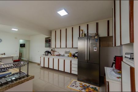 Casa à venda com 200m², 3 quartos e 2 vagasCozinha