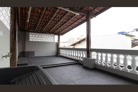 Casa para alugar com 105m², 3 quartos e 1 vagaÁrea de Serviço