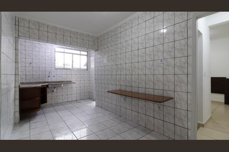 Sala/Cozinha de casa para alugar com 3 quartos, 75m² em Vila Nhocuné, São Paulo