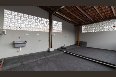 Casa para alugar com 105m², 3 quartos e 1 vagaÁrea de Serviço