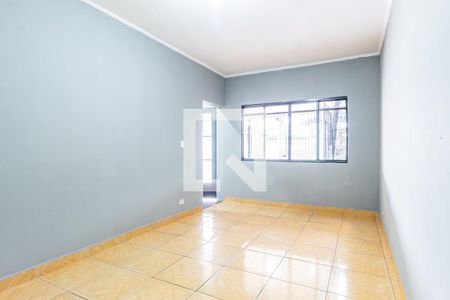 Casa à venda com 420m², 5 quartos e 4 vagas Casa à venda com 420m², 5 quartos e 4 vagasCasa 2