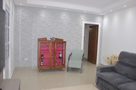 Casa à venda com 420m², 5 quartos e 4 vagasSala