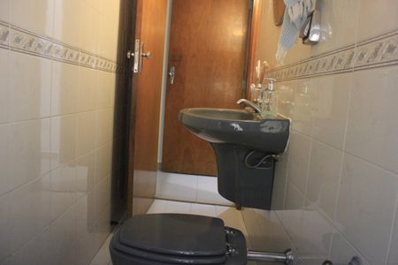 Casa à venda com 420m², 5 quartos e 4 vagasLavabo