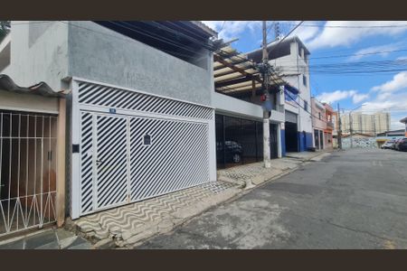 Casa à venda com 420m², 5 quartos e 4 vagas Casa à venda com 420m², 5 quartos e 4 vagasFachada do imóvel